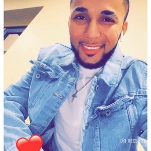 Meet your Posher, Adilson